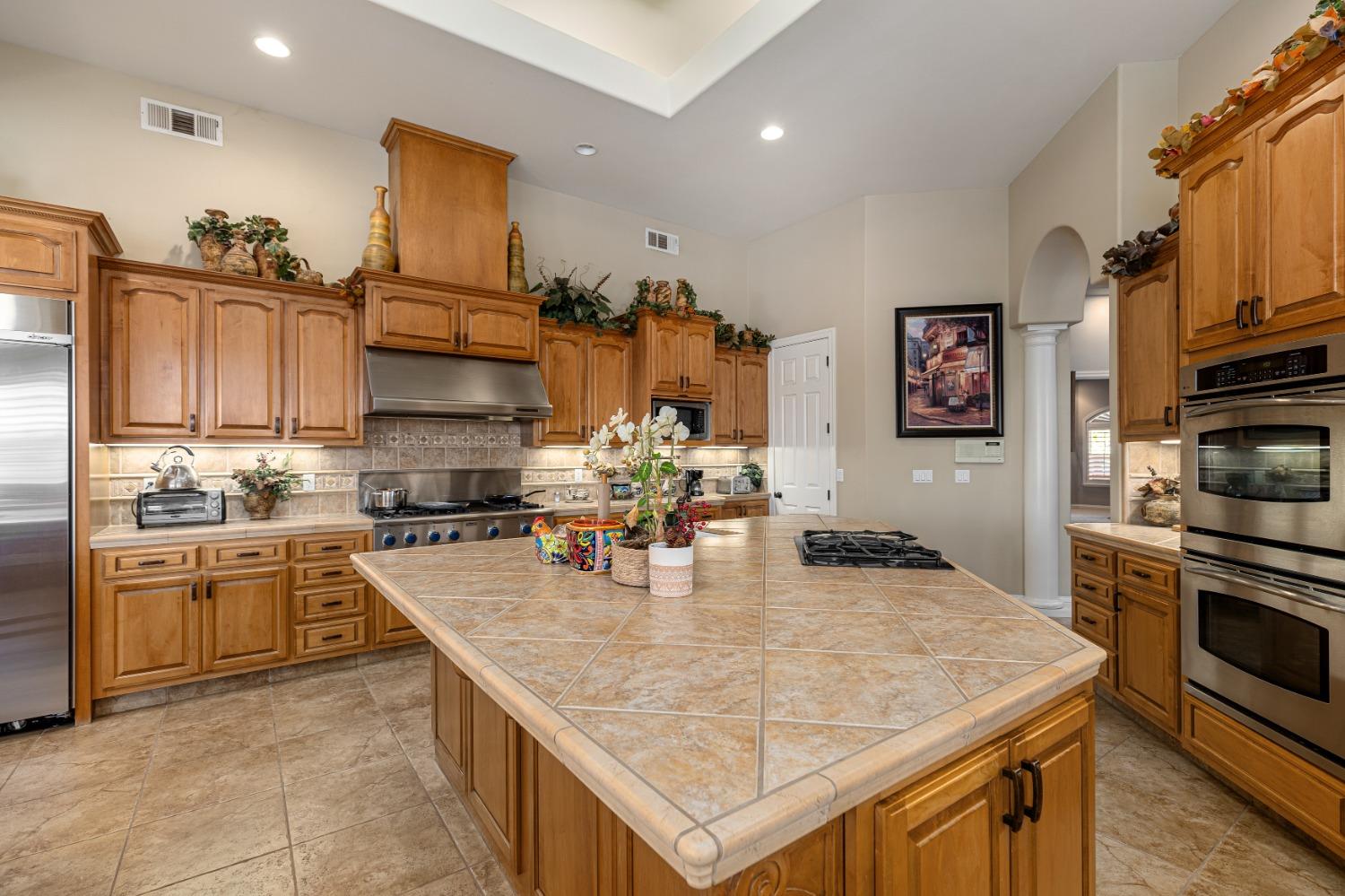 Detail Gallery Image 54 of 76 For 19149 Saint John Rd, Escalon,  CA 95320 - 6 Beds | 6/1 Baths