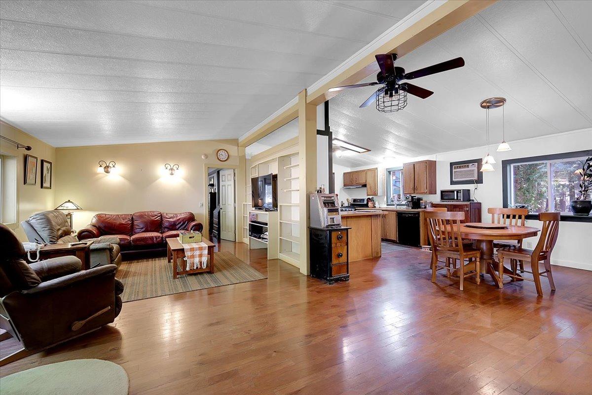 Detail Gallery Image 6 of 35 For 77 Kirkwood Way, Clipper Mills,  CA 95930 - 3 Beds | 2 Baths