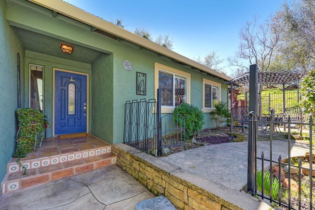Detail Gallery Image 15 of 96 For 5240 Salmon Falls Rd, Pilot Hill,  CA 95664 - 2 Beds | 2 Baths