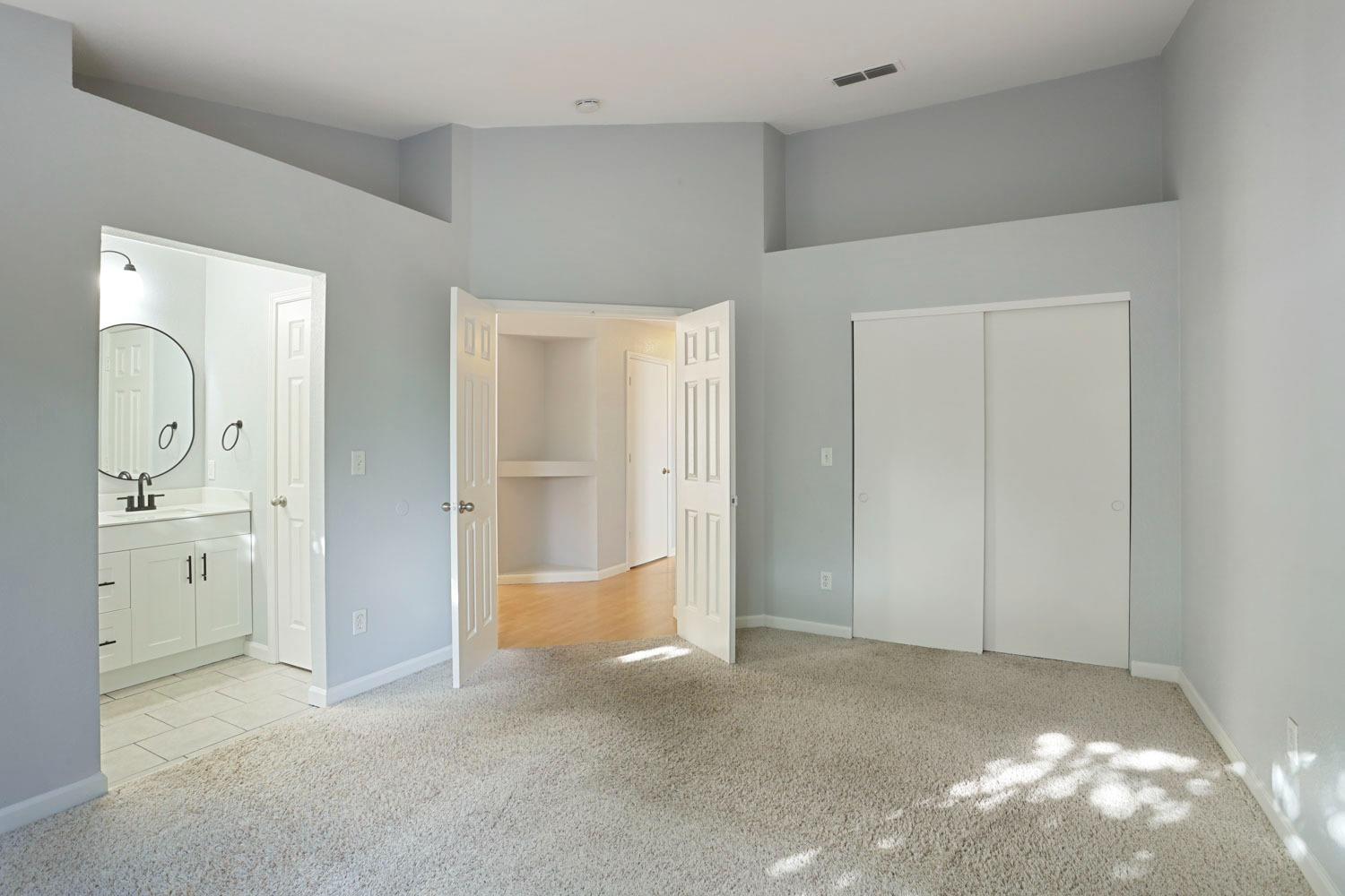 Detail Gallery Image 29 of 44 For 5449 Governor Cir, Stockton,  CA 95210 - 4 Beds | 2 Baths