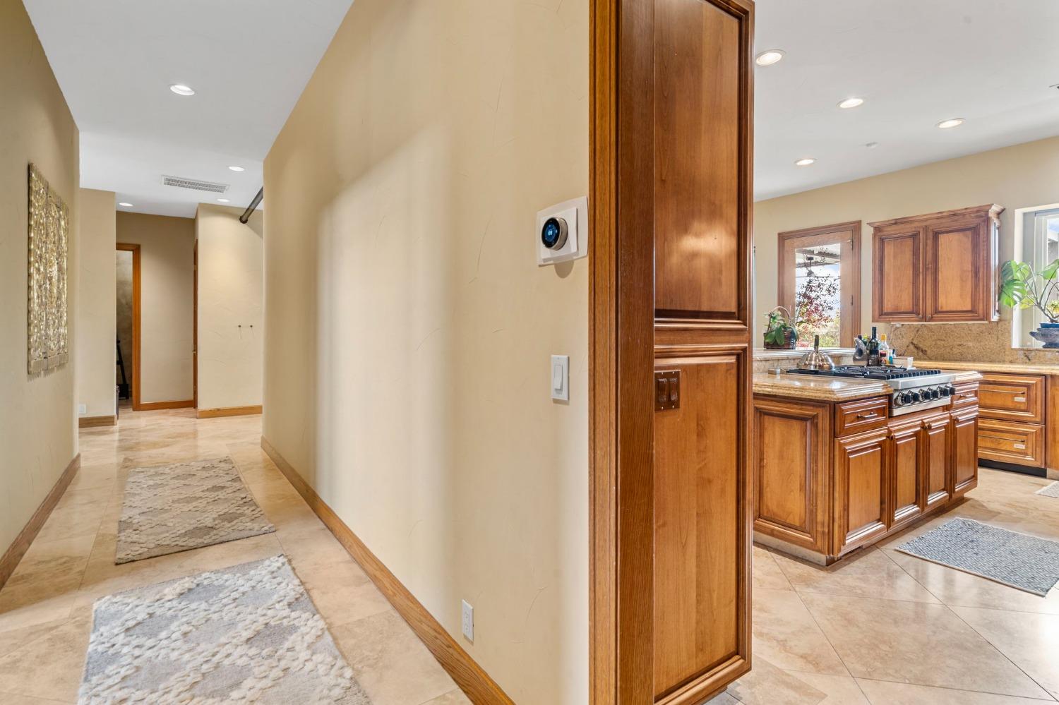 Detail Gallery Image 30 of 87 For 6301 Saint Andrews Dr, Stockton,  CA 95219 - 5 Beds | 5/2 Baths