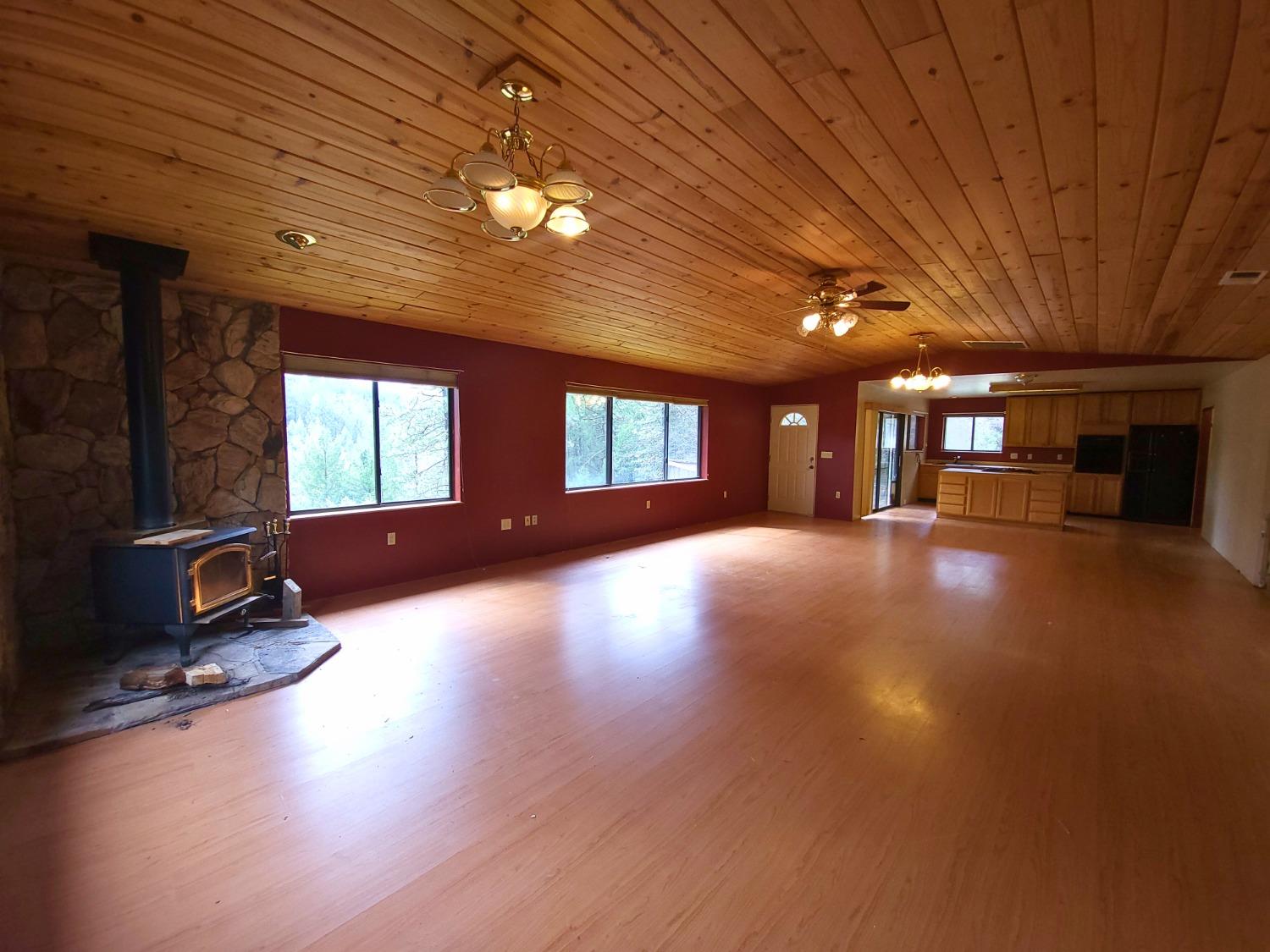 Detail Gallery Image 3 of 45 For 21640 Clute Canyon Rd, Volcano,  CA 95689 - 2 Beds | 2 Baths
