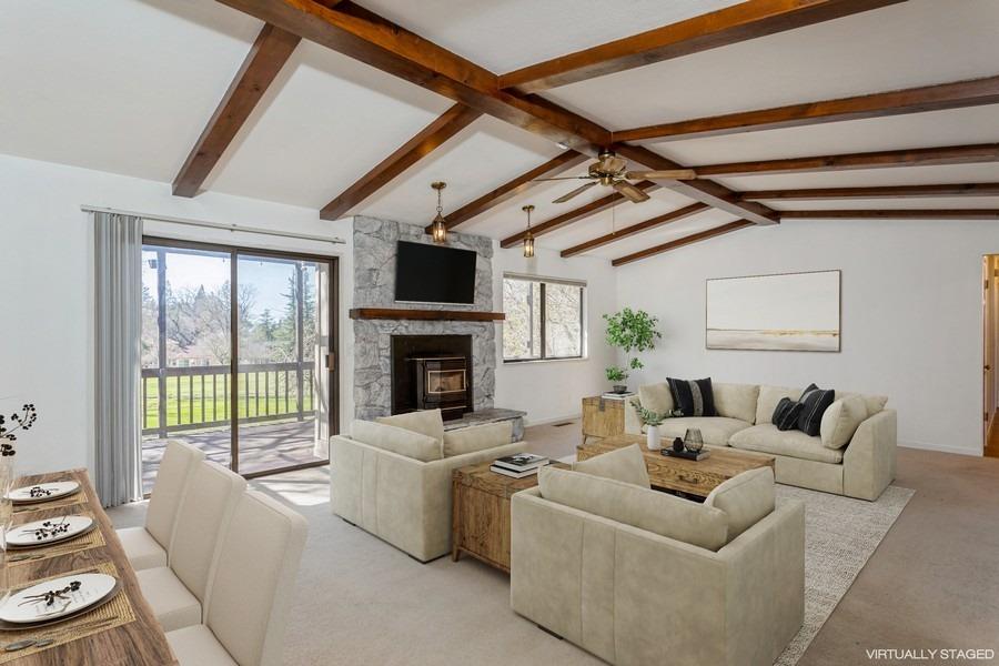 12243 Torrey Pines Drive