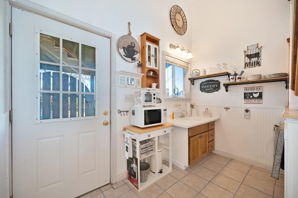 Detail Gallery Image 51 of 96 For 5240 Salmon Falls Rd, Pilot Hill,  CA 95664 - 2 Beds | 2 Baths
