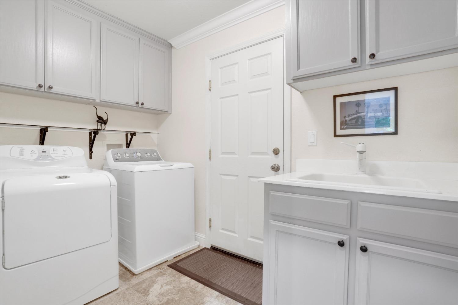 Detail Gallery Image 22 of 38 For 492 Banff Ct, Tracy,  CA 95377 - 5 Beds | 3 Baths