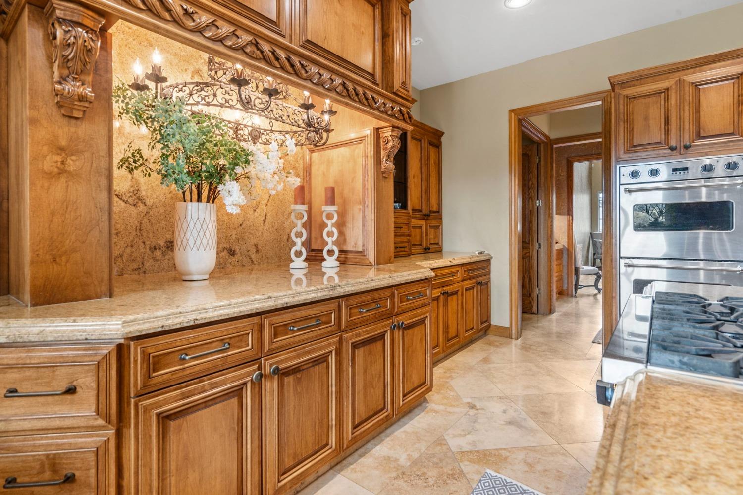Detail Gallery Image 24 of 87 For 6301 Saint Andrews Dr, Stockton,  CA 95219 - 5 Beds | 5/2 Baths