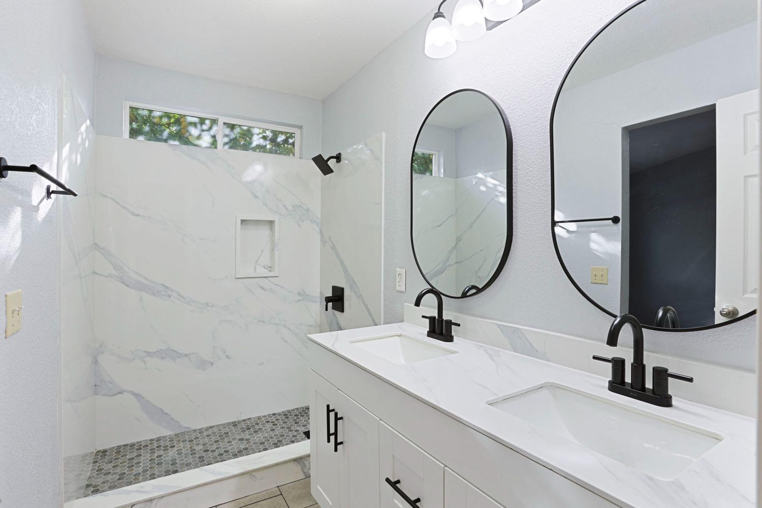Detail Gallery Image 31 of 44 For 5449 Governor Cir, Stockton,  CA 95210 - 4 Beds | 2 Baths