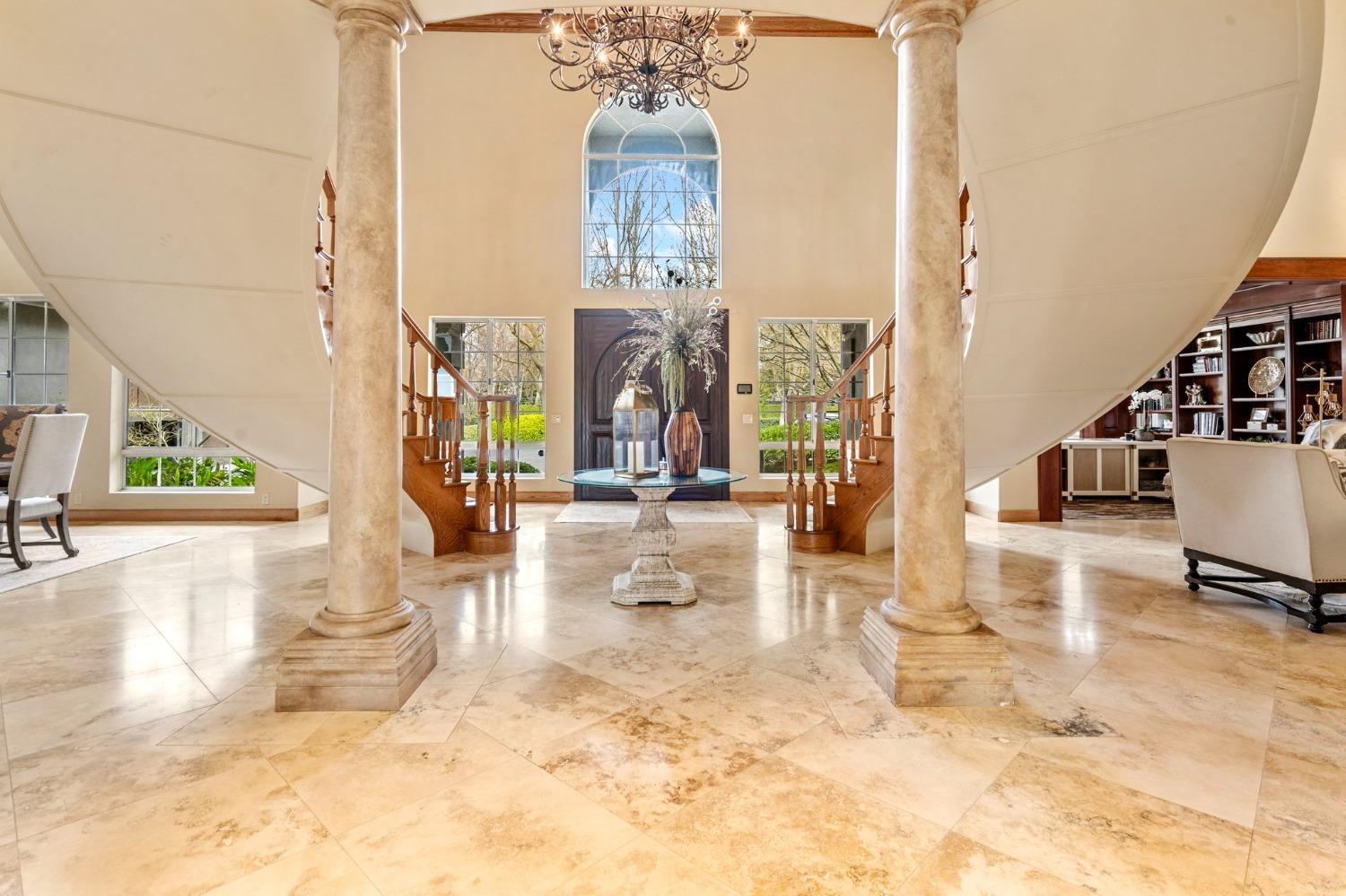 Detail Gallery Image 7 of 87 For 6301 Saint Andrews Dr, Stockton,  CA 95219 - 5 Beds | 5/2 Baths