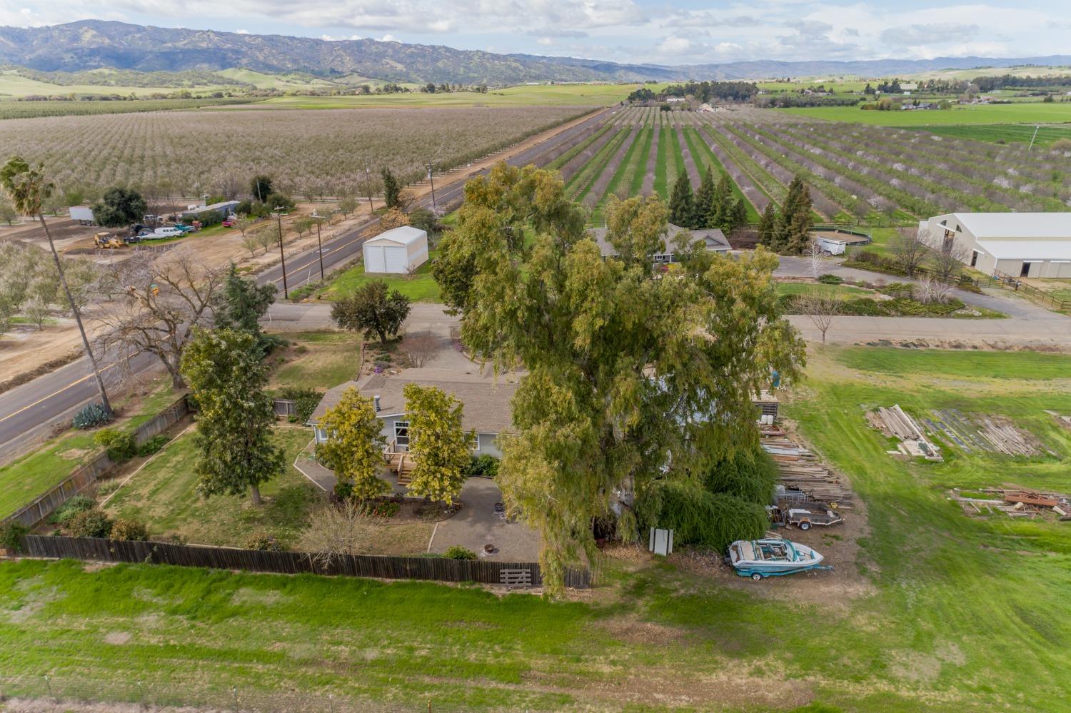 Detail Gallery Image 17 of 46 For 18341 County Road 86, Esparto,  CA 95627 - 4 Beds | 2 Baths