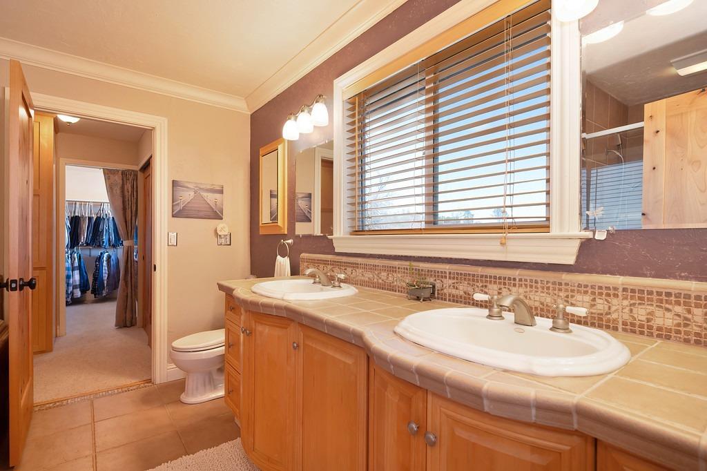 Detail Gallery Image 44 of 96 For 5240 Salmon Falls Rd, Pilot Hill,  CA 95664 - 2 Beds | 2 Baths