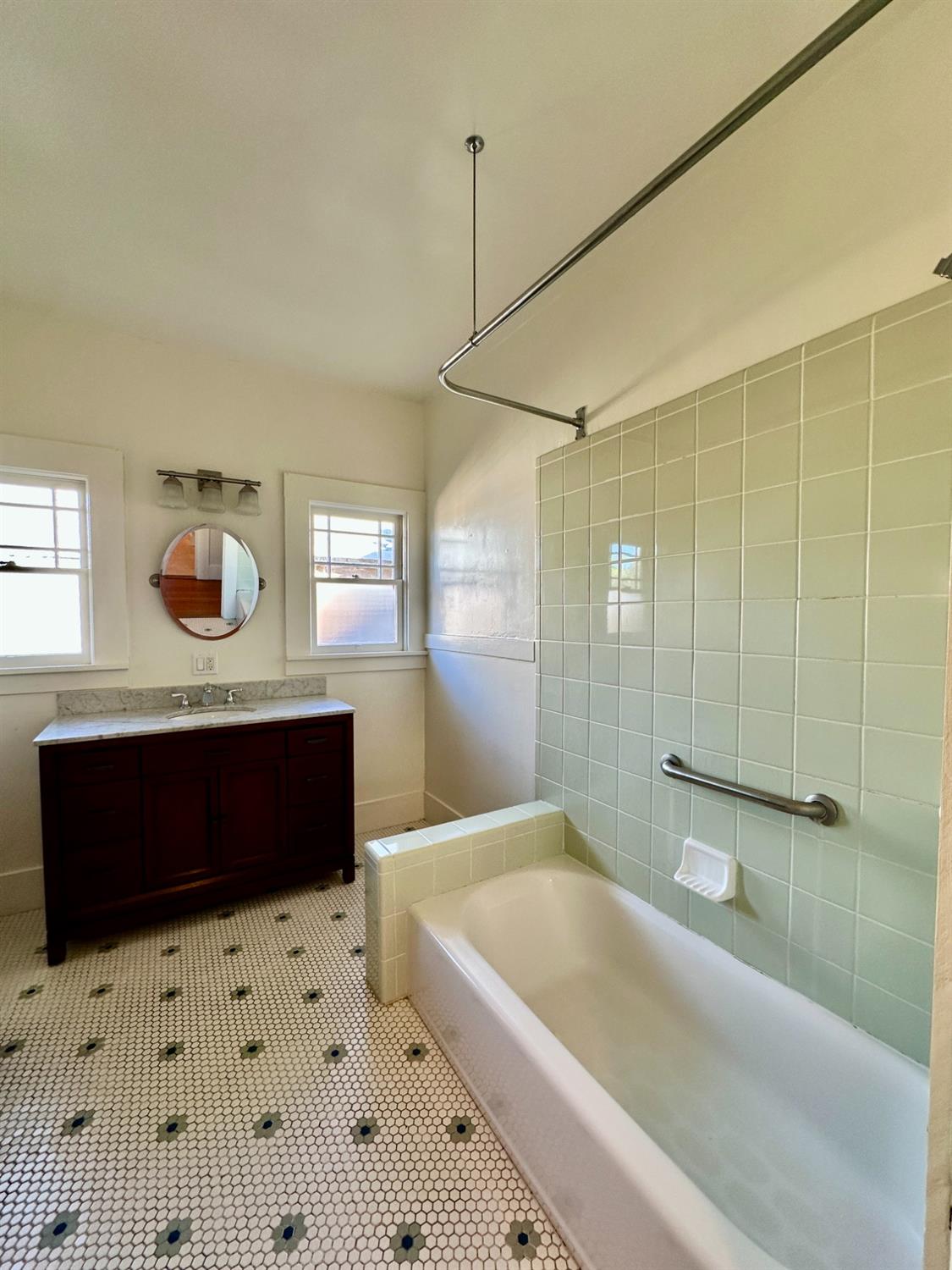 Detail Gallery Image 12 of 29 For 1059 Q St, Newman,  CA 95360 - 2 Beds | 1 Baths