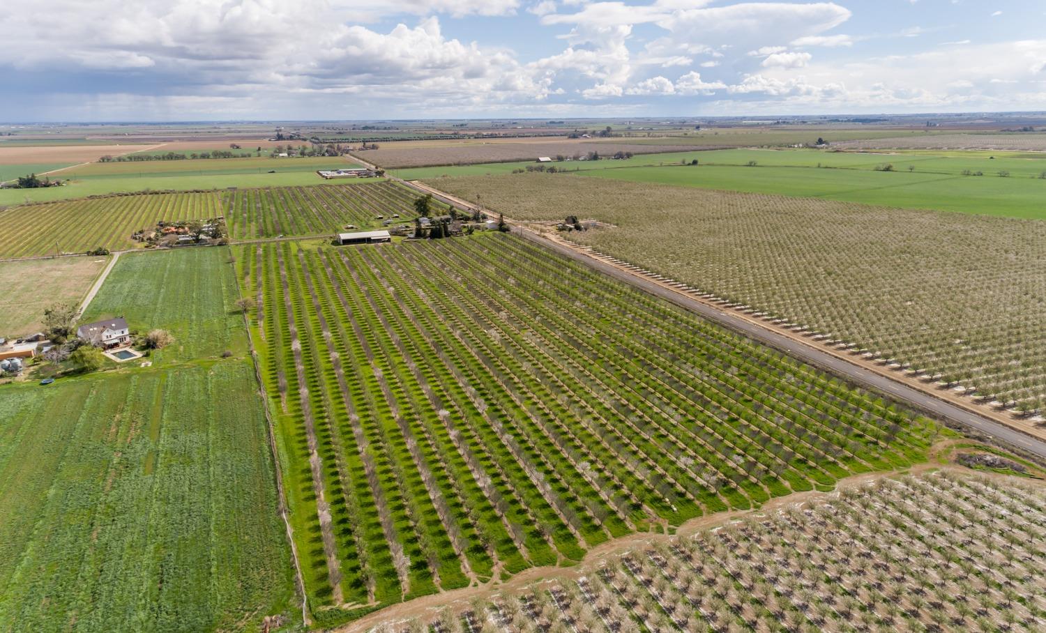 Detail Gallery Image 22 of 50 For 18240 County Road 86, Esparto,  CA 95627 - 3 Beds | 2/1 Baths