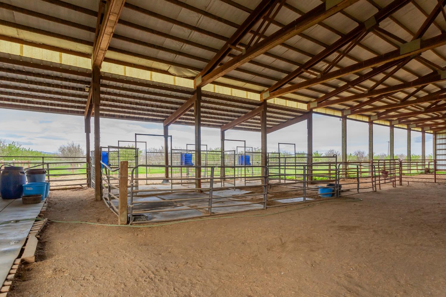 Detail Gallery Image 6 of 50 For 18240 County Road 86, Esparto,  CA 95627 - 3 Beds | 2/1 Baths