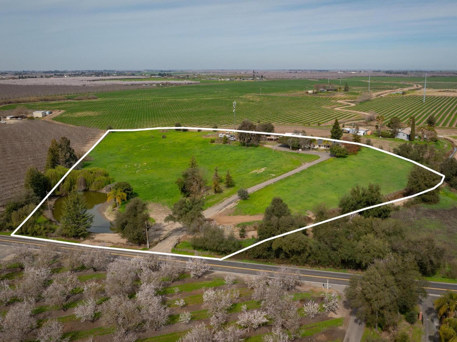 Detail Gallery Image 1 of 1 For 8225 Rodden Rd, Oakdale,  CA 95361 - 3 Beds | 2 Baths