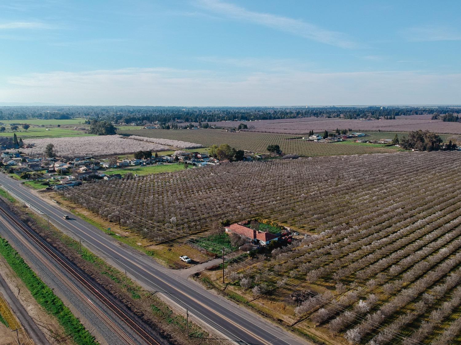 Detail Gallery Image 14 of 14 For 3370 E State Highway 140, Merced,  CA 95340 - 2 Beds | 2 Baths