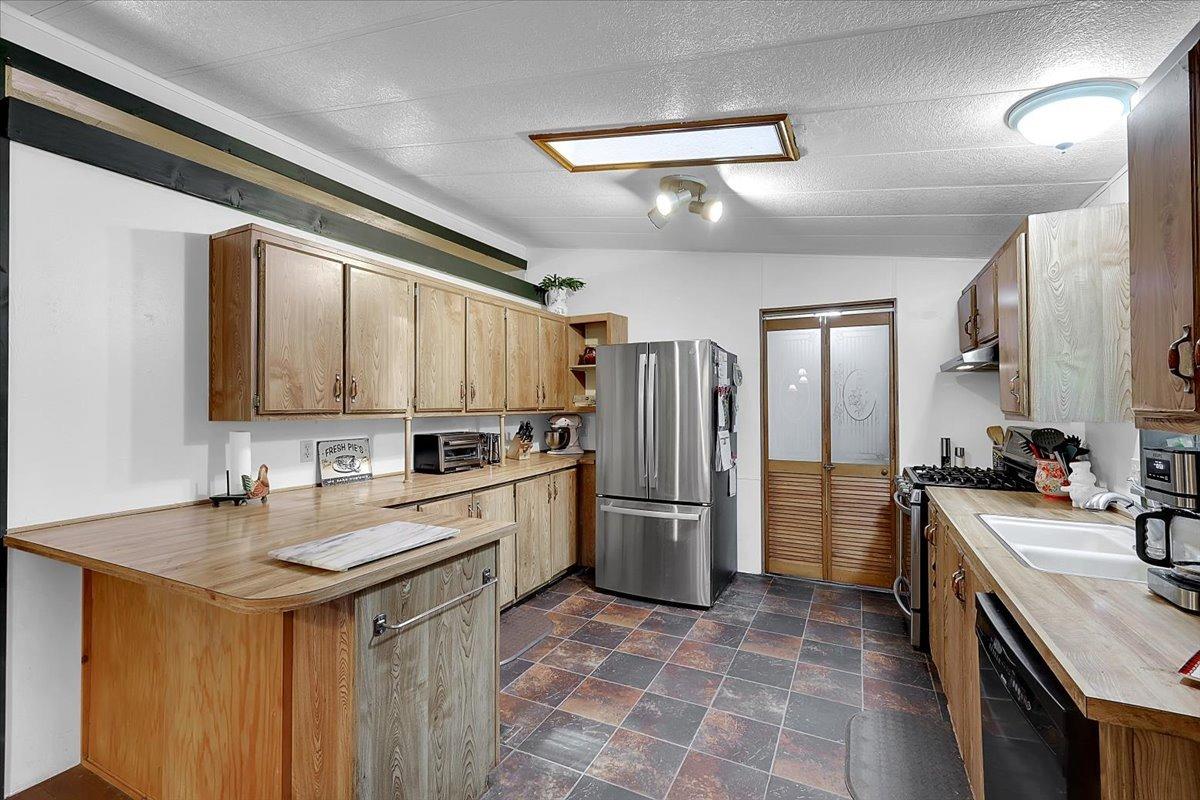 Detail Gallery Image 12 of 35 For 77 Kirkwood Way, Clipper Mills,  CA 95930 - 3 Beds | 2 Baths