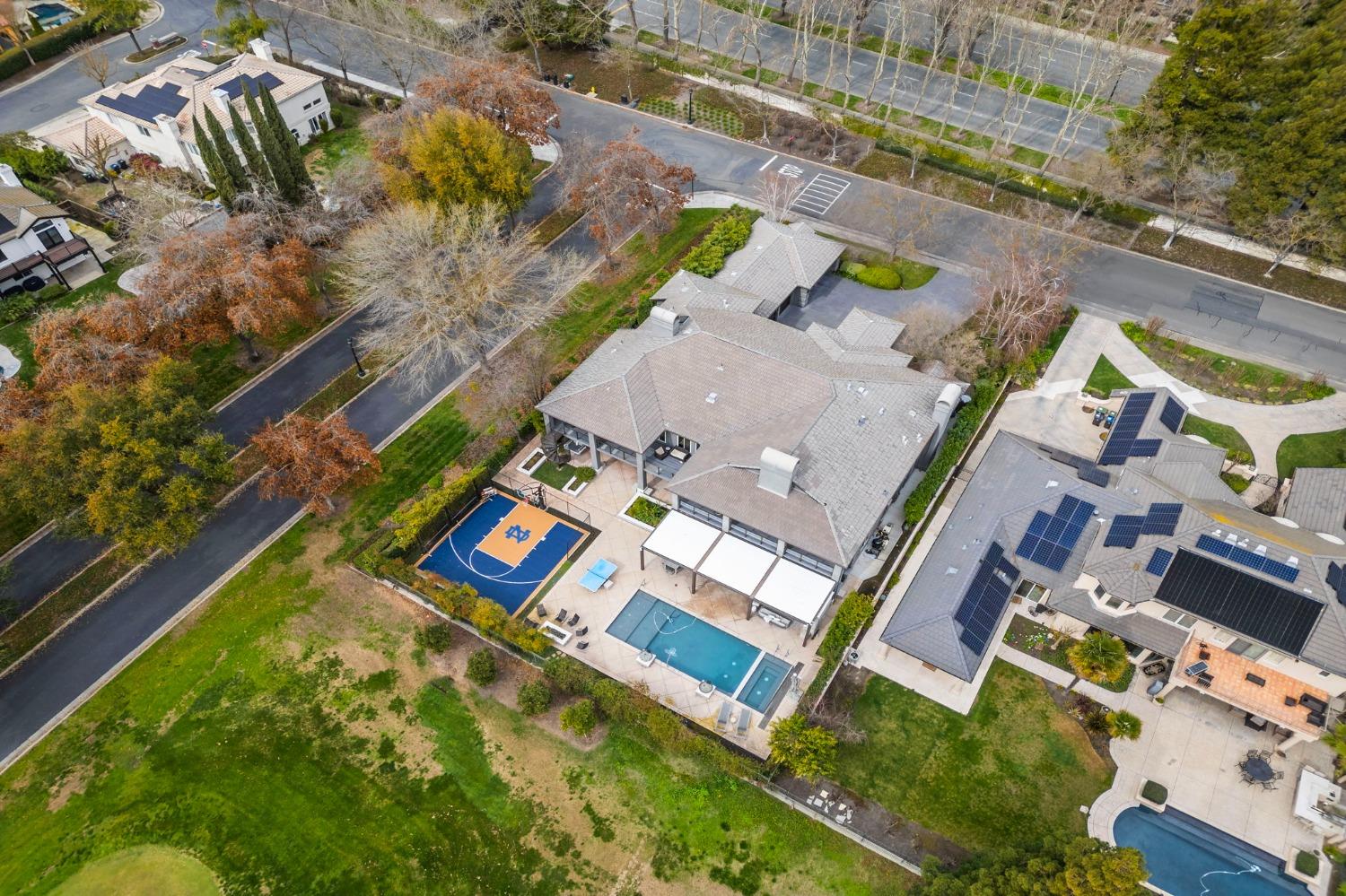 Detail Gallery Image 3 of 87 For 6301 Saint Andrews Dr, Stockton,  CA 95219 - 5 Beds | 5/2 Baths