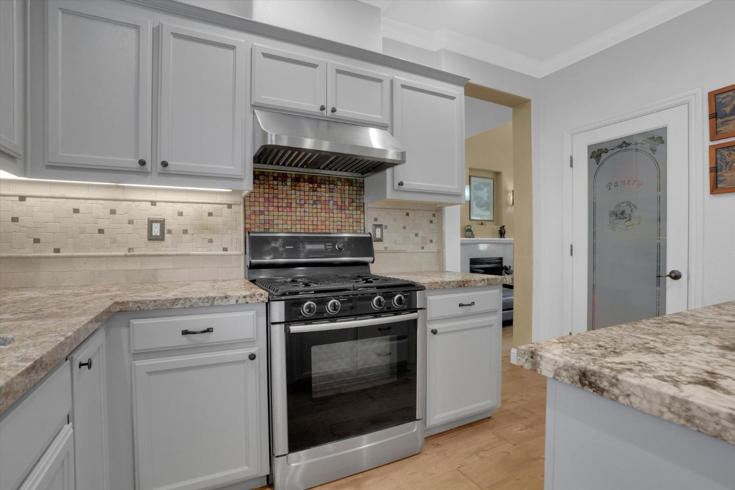 Detail Gallery Image 16 of 38 For 492 Banff Ct, Tracy,  CA 95377 - 5 Beds | 3 Baths