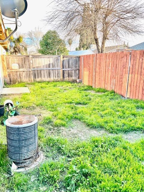 Detail Gallery Image 19 of 21 For 9019 Fox Creek Dr, Stockton,  CA 95210 - 2 Beds | 2 Baths