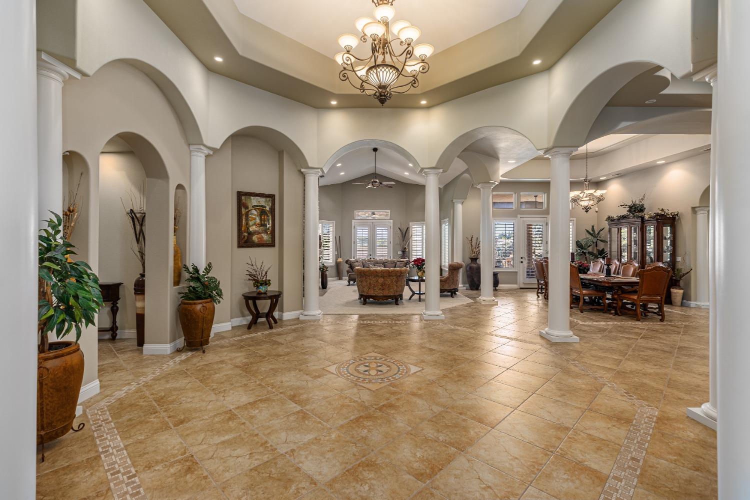 Detail Gallery Image 43 of 76 For 19149 Saint John Rd, Escalon,  CA 95320 - 6 Beds | 6/1 Baths