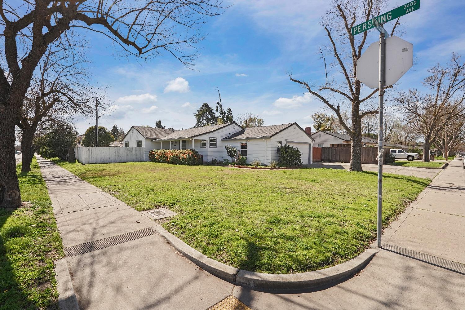 Detail Gallery Image 1 of 1 For 3435 N Pershing Ave, Stockton,  CA 95204 - 6 Beds | 4 Baths