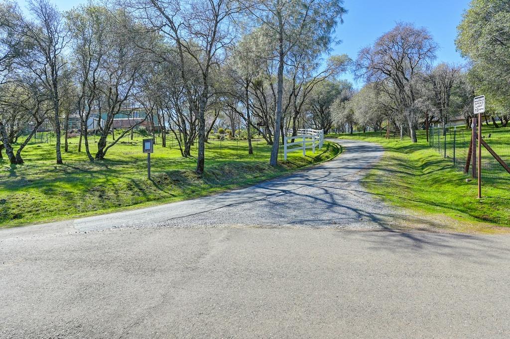 Detail Gallery Image 10 of 96 For 5240 Salmon Falls Rd, Pilot Hill,  CA 95664 - 2 Beds | 2 Baths