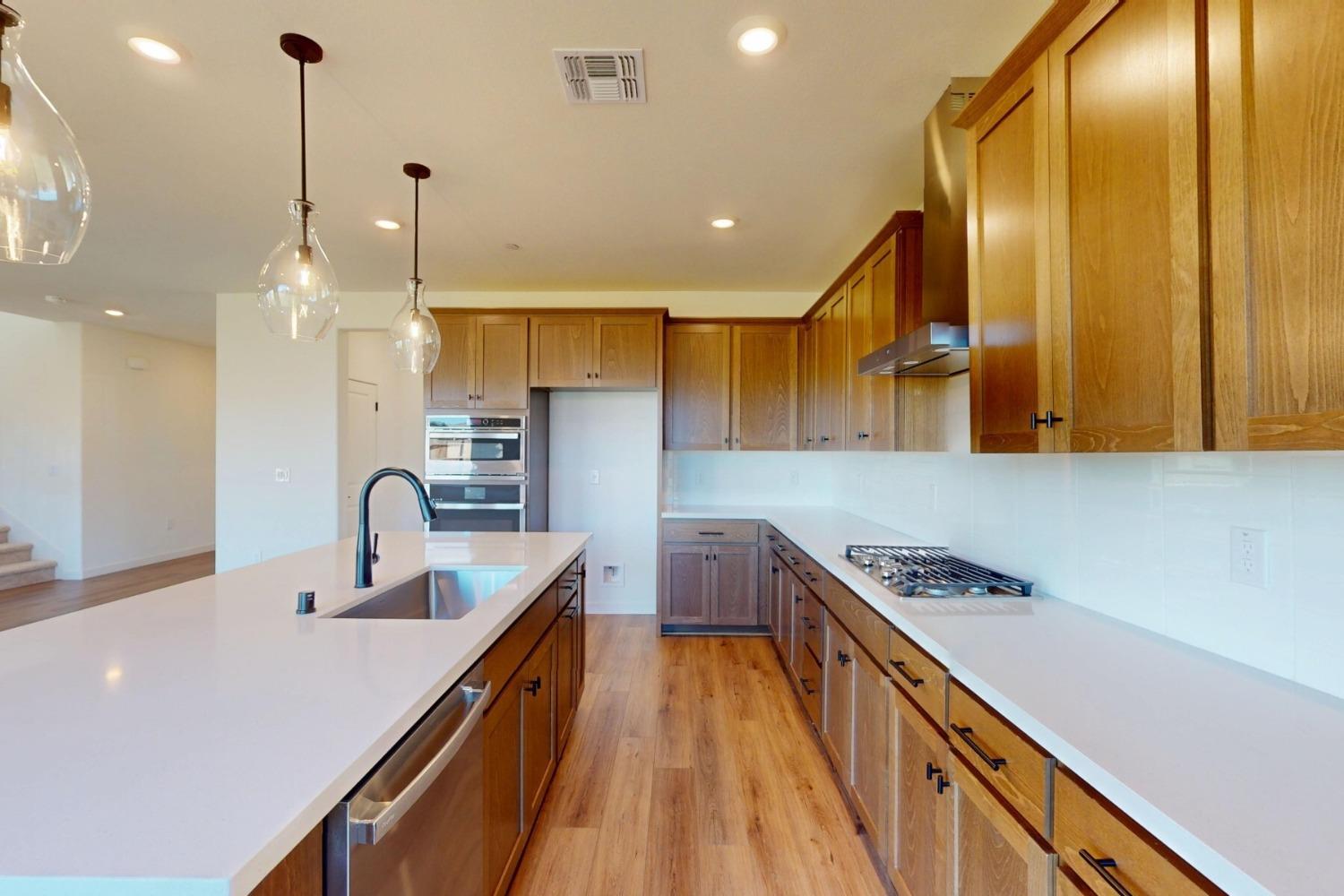Cambery Drive, Rancho Cordova, California image 3