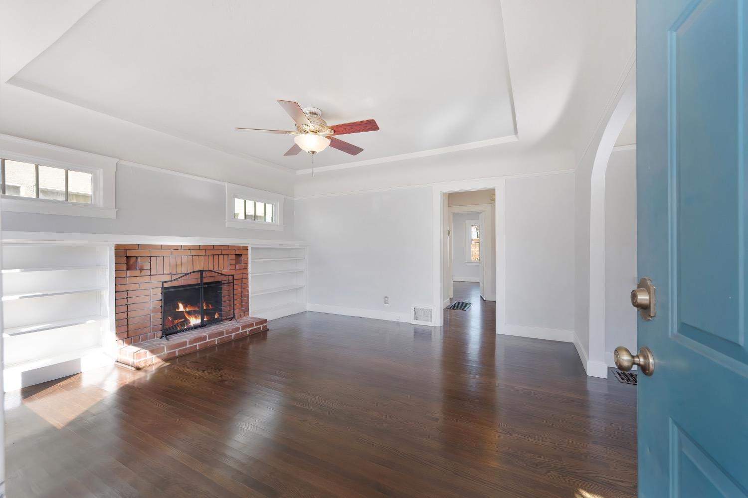 Burnett Way, Sacramento, CA, 95818-2437