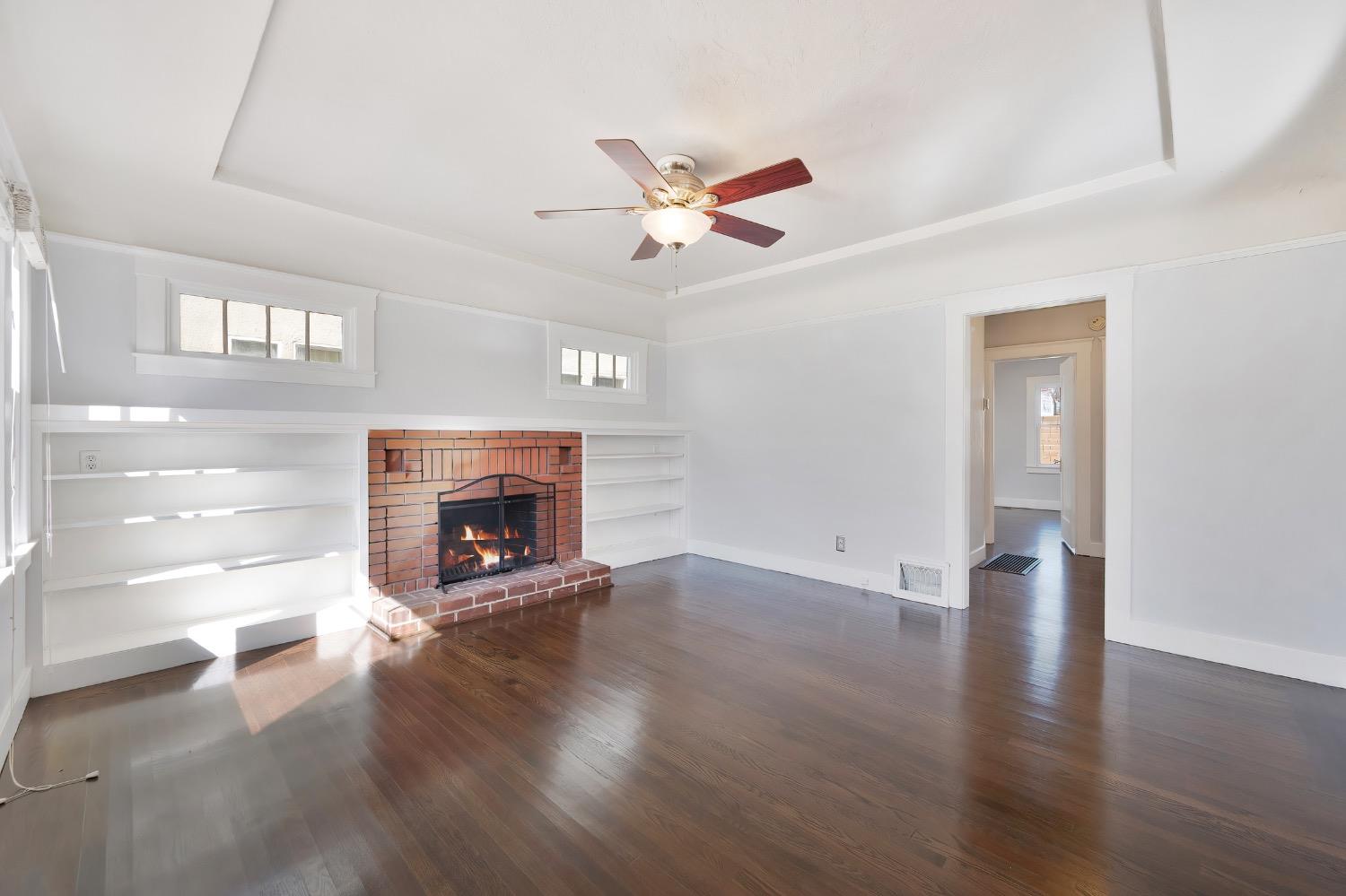 Burnett Way, Sacramento, CA, 95818-2437