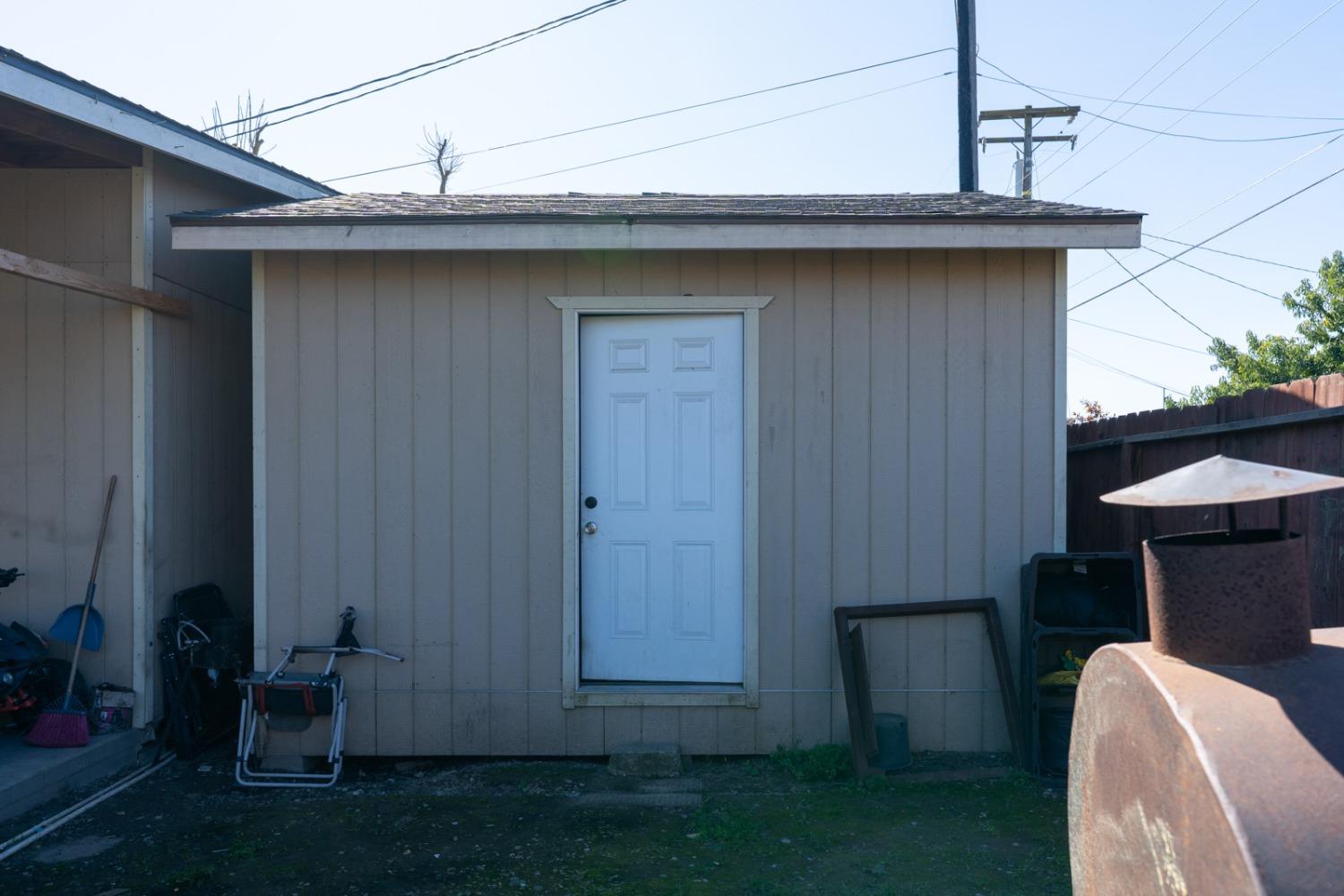 Detail Gallery Image 17 of 55 For 509 Kerr Ave, Modesto,  CA 95354 - 3 Beds | 2/1 Baths