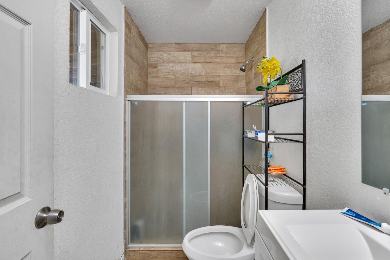 Detail Gallery Image 47 of 55 For 509 Kerr Ave, Modesto,  CA 95354 - 3 Beds | 2/1 Baths