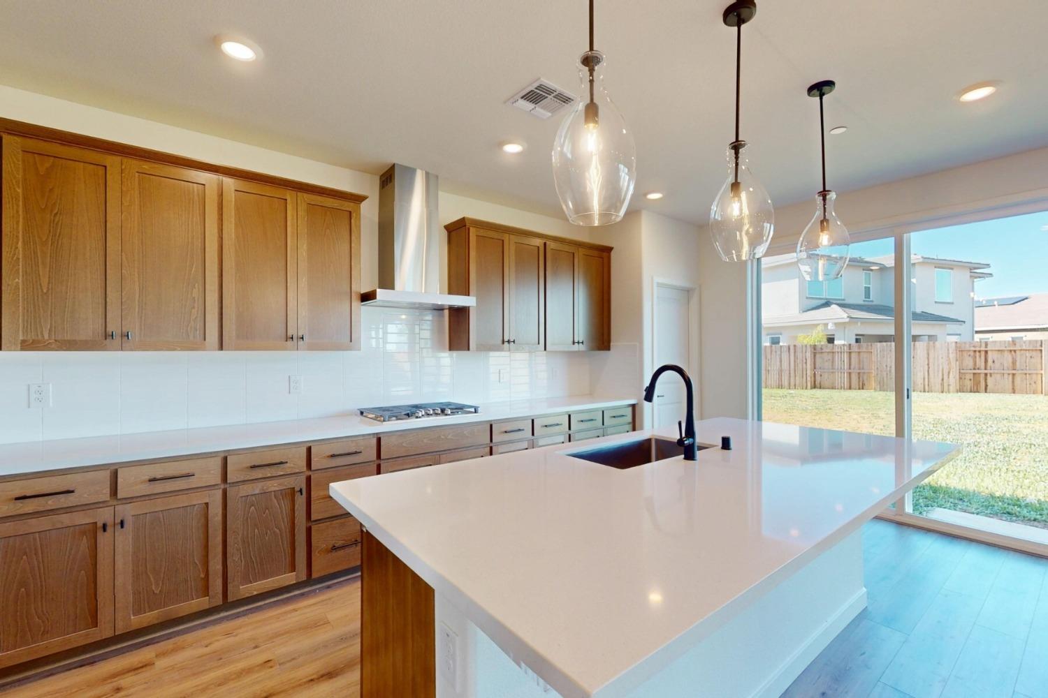 Cambery Drive, Rancho Cordova, California image 5