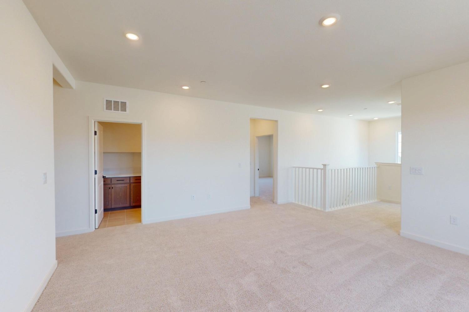 Cambery Drive, Rancho Cordova, California image 20