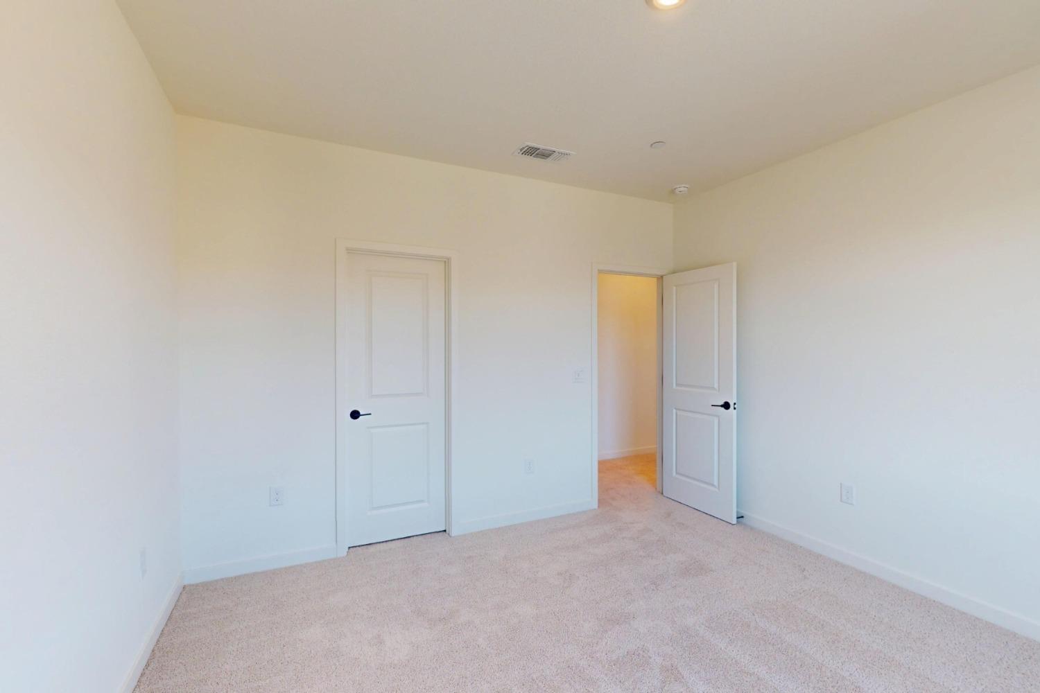 Cambery Drive, Rancho Cordova, California image 10