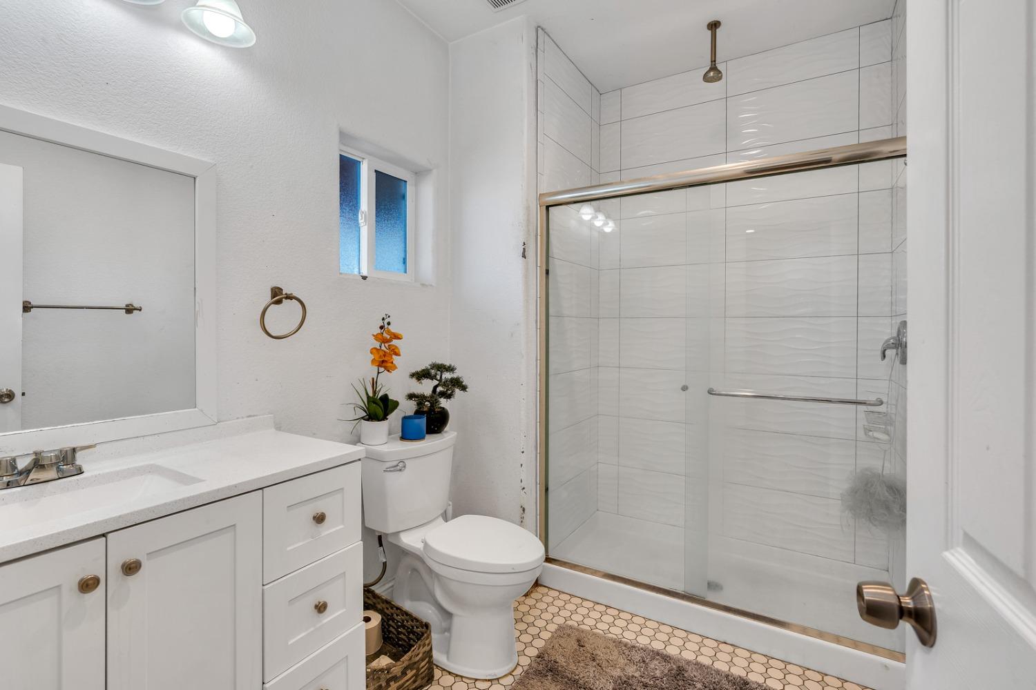 Detail Gallery Image 34 of 55 For 509 Kerr Ave, Modesto,  CA 95354 - 3 Beds | 2/1 Baths