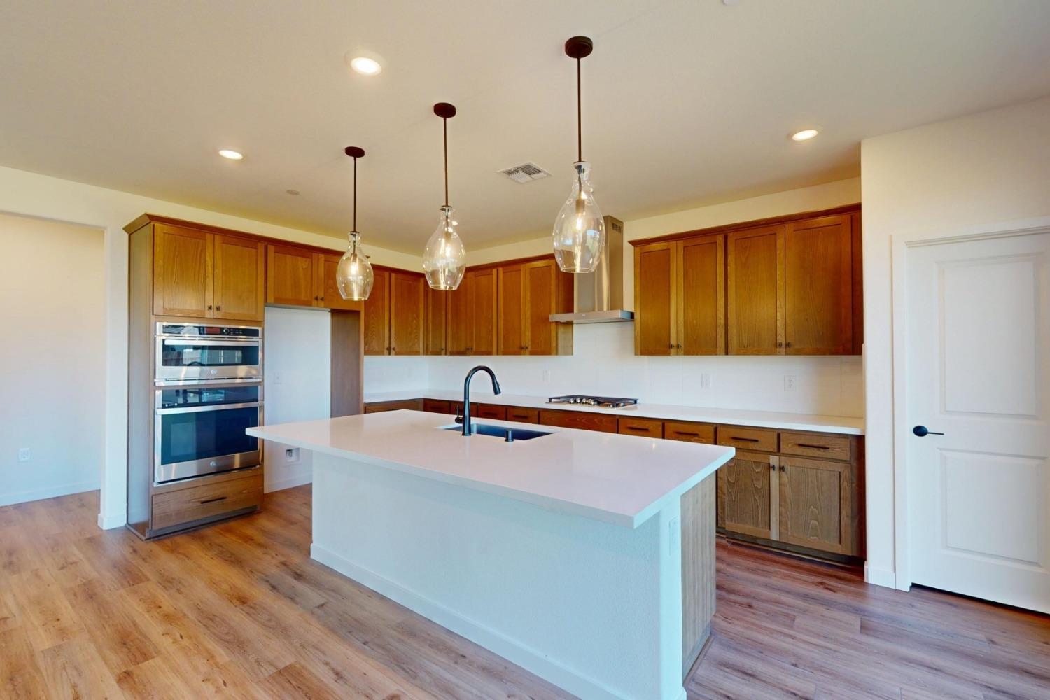 Cambery Drive, Rancho Cordova, California image 2