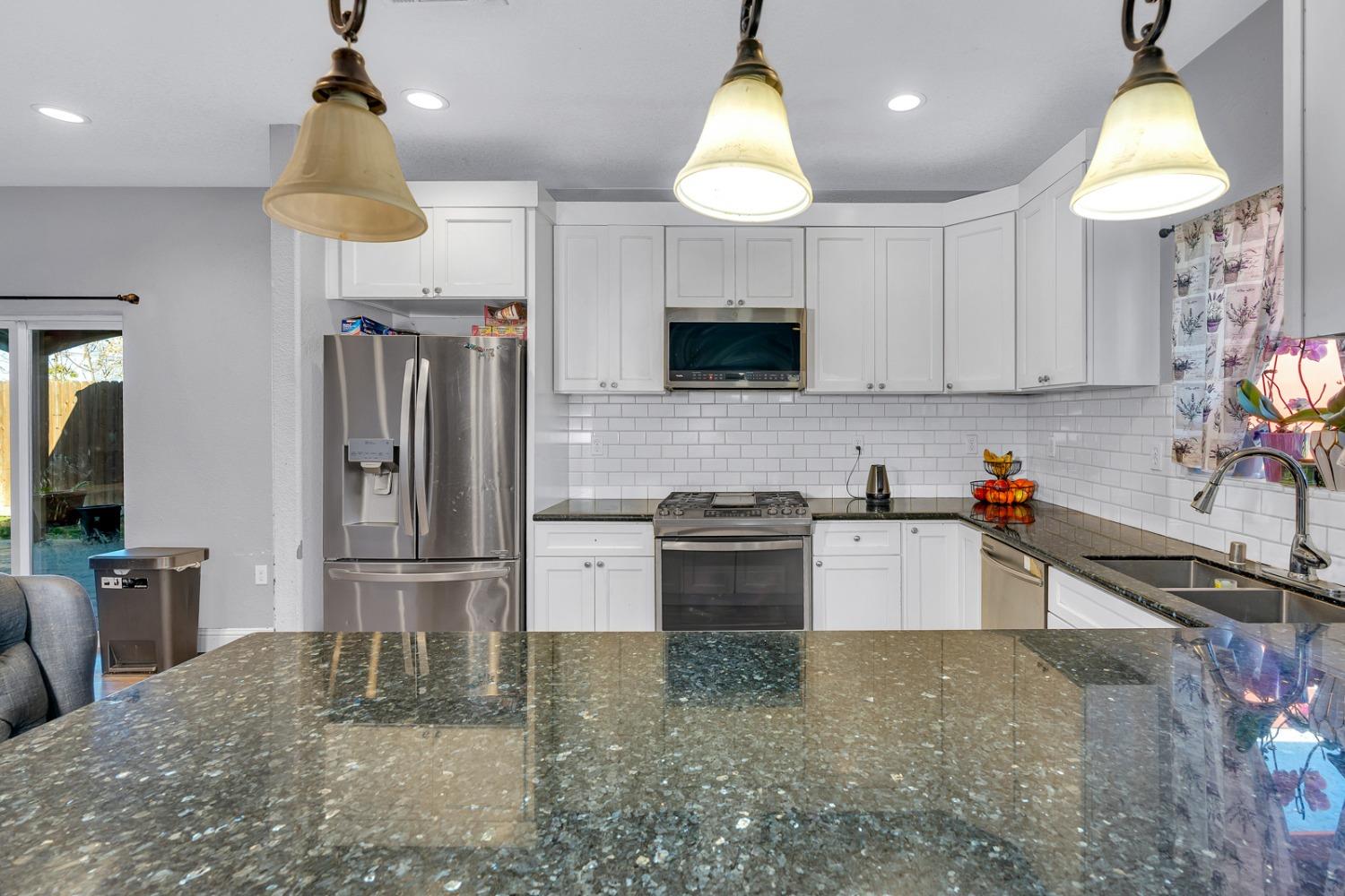 Detail Gallery Image 22 of 55 For 509 Kerr Ave, Modesto,  CA 95354 - 3 Beds | 2/1 Baths