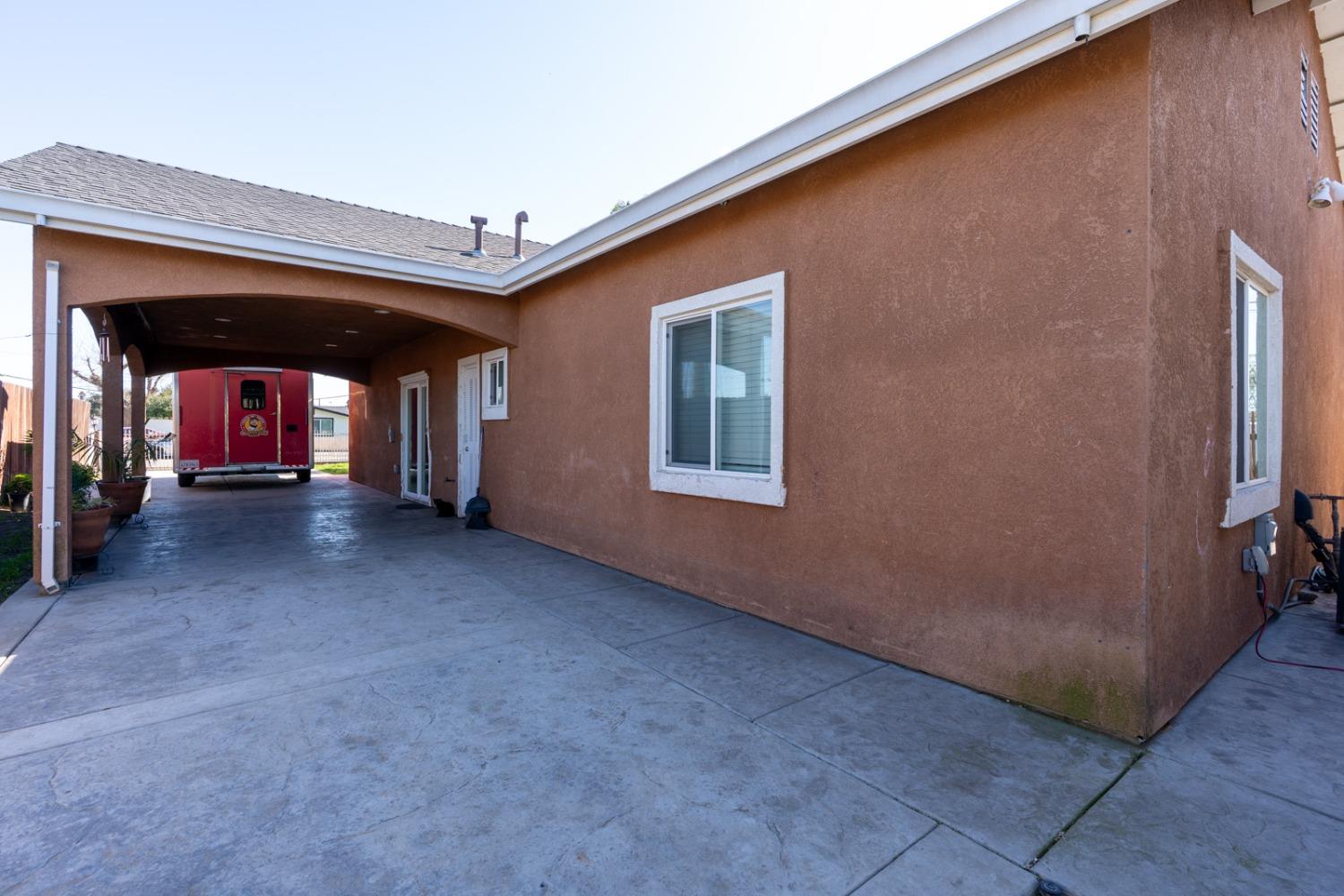 Detail Gallery Image 10 of 55 For 509 Kerr Ave, Modesto,  CA 95354 - 3 Beds | 2/1 Baths