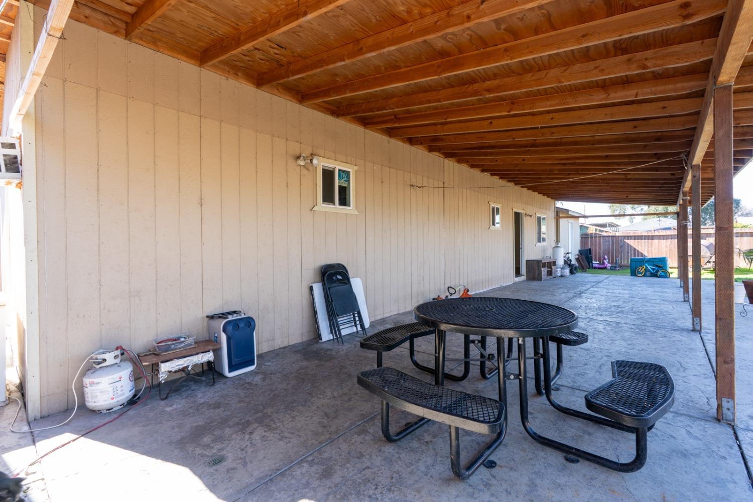 Detail Gallery Image 14 of 55 For 509 Kerr Ave, Modesto,  CA 95354 - 3 Beds | 2/1 Baths