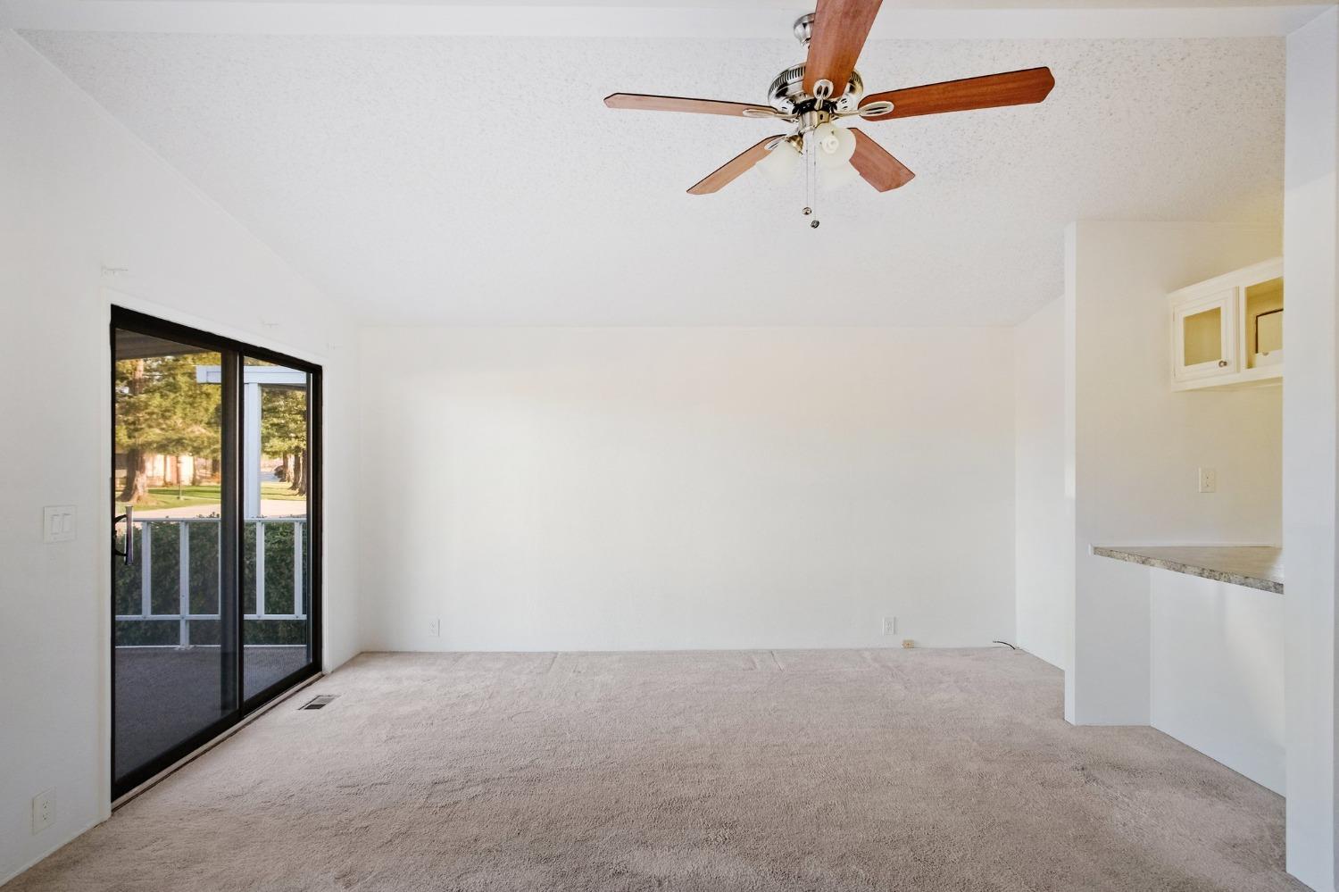 Detail Gallery Image 11 of 28 For 1500 Held Dr 103, Modesto,  CA 95355 - 2 Beds | 2 Baths