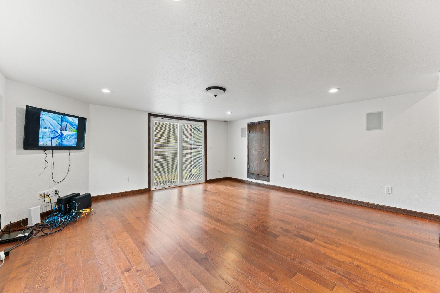 Detail Gallery Image 39 of 98 For 791 N Circle Dr, Diamond Springs,  CA 95619 - 6 Beds | 4/2 Baths