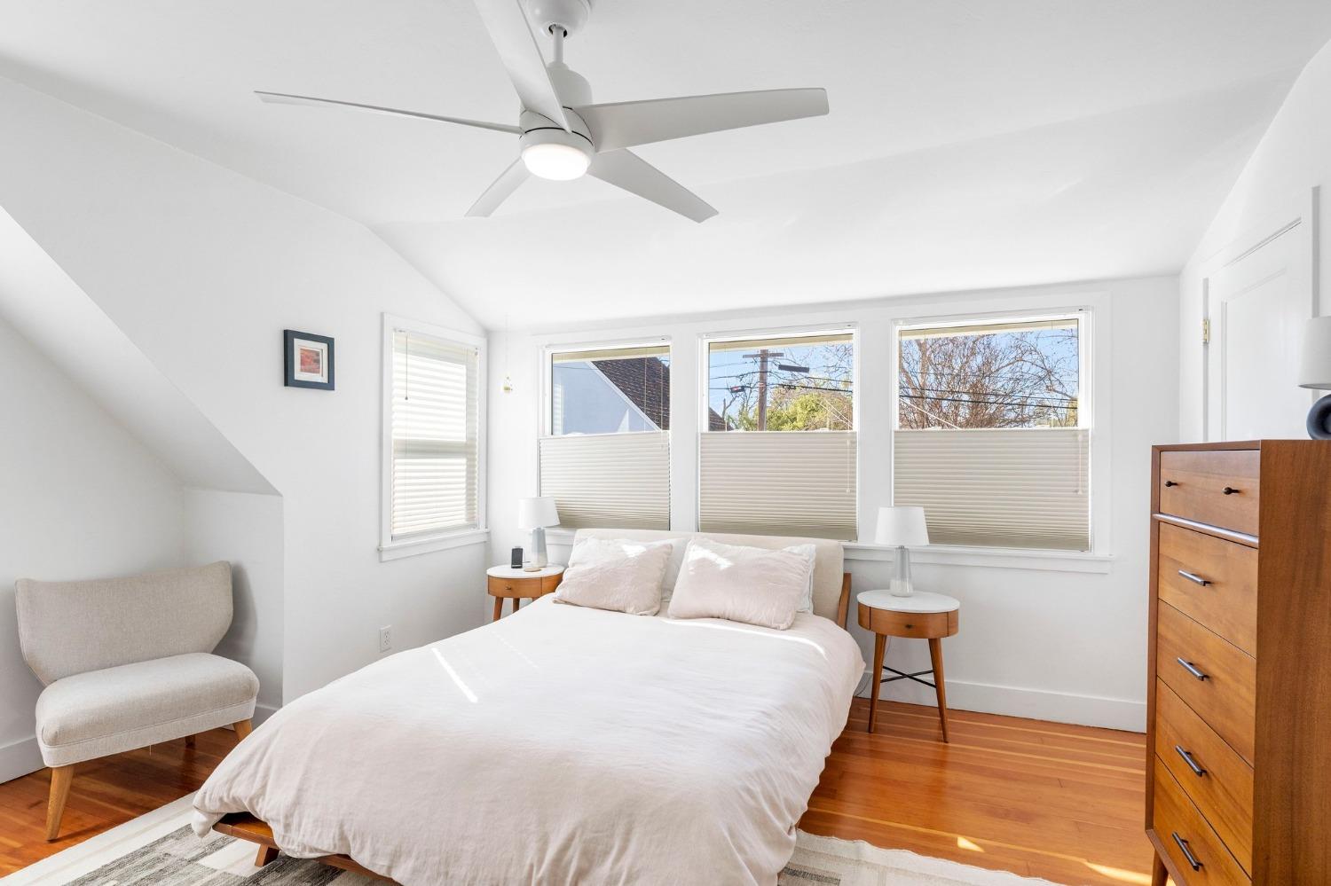 Highland Avenue, Sacramento, CA, 95818-3518