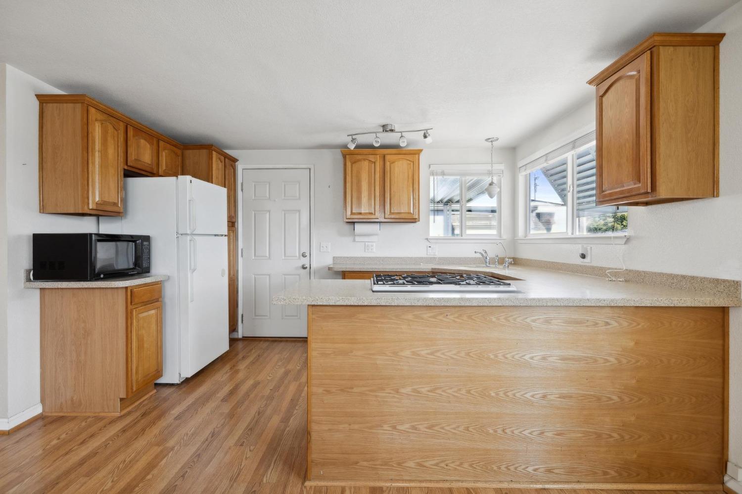 Detail Gallery Image 6 of 22 For 8282 Murray Ave 86, Gilroy,  CA 95020 - 2 Beds | 1 Baths