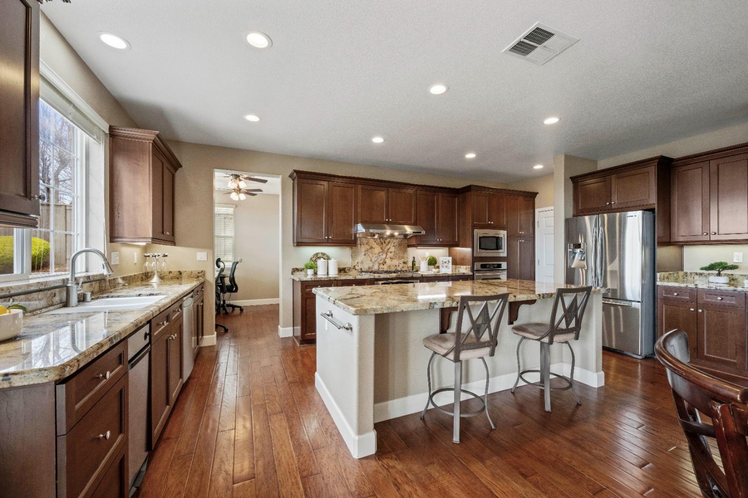 Damico Drive, El Dorado Hills, California image 9