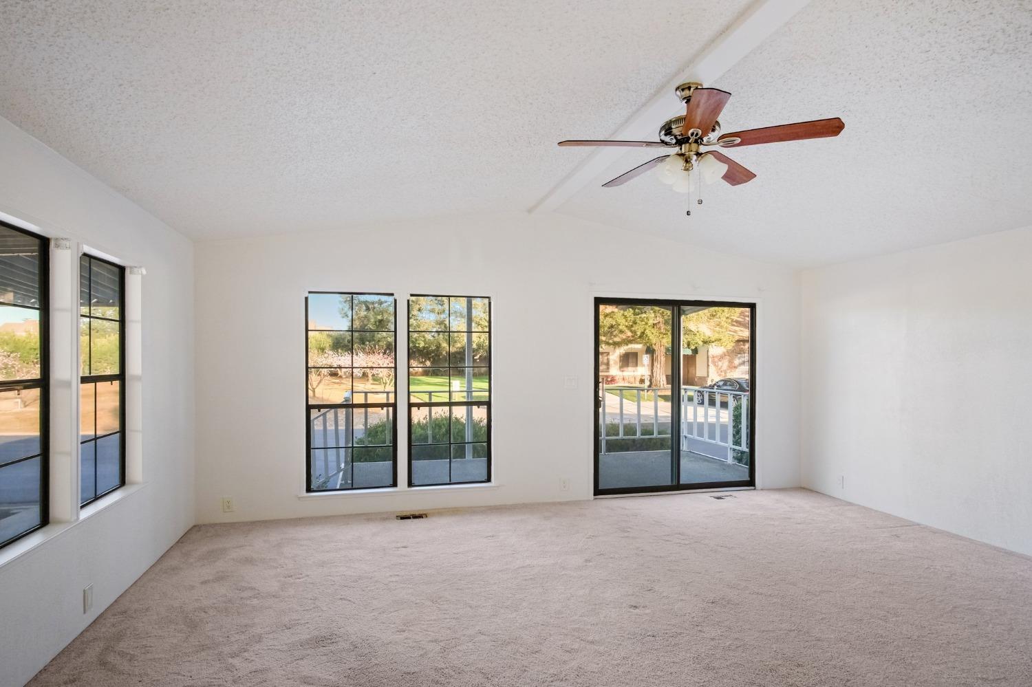 Detail Gallery Image 10 of 28 For 1500 Held Dr 103, Modesto,  CA 95355 - 2 Beds | 2 Baths