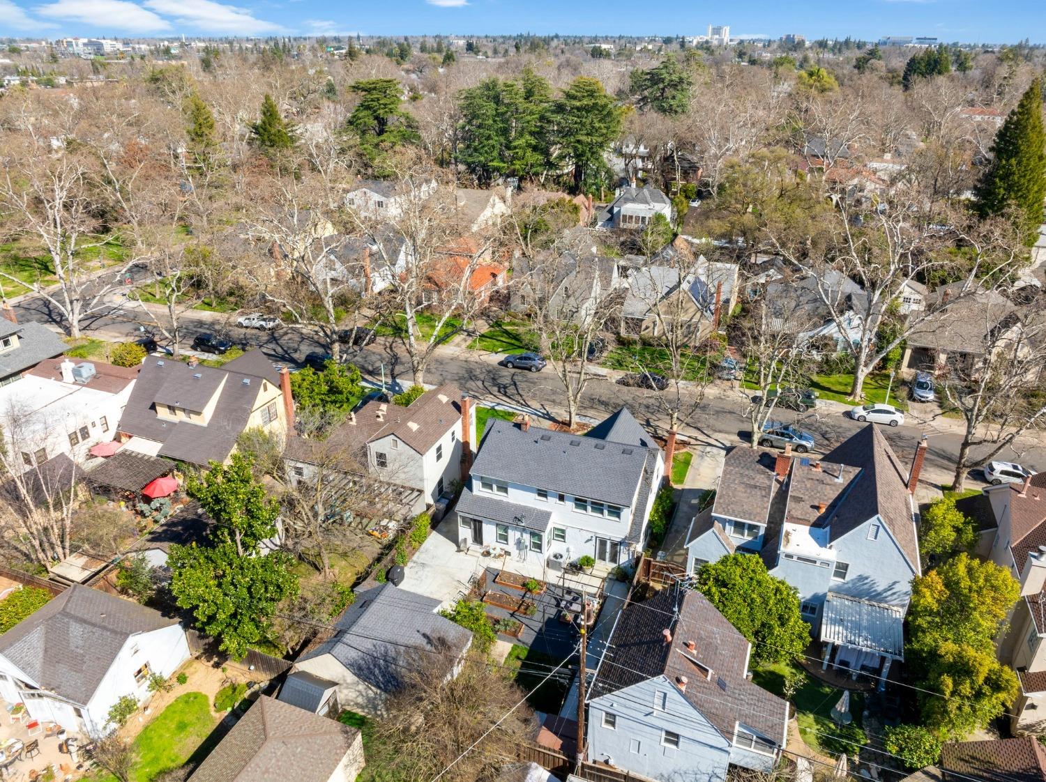 Highland Avenue, Sacramento, CA, 95818-3518