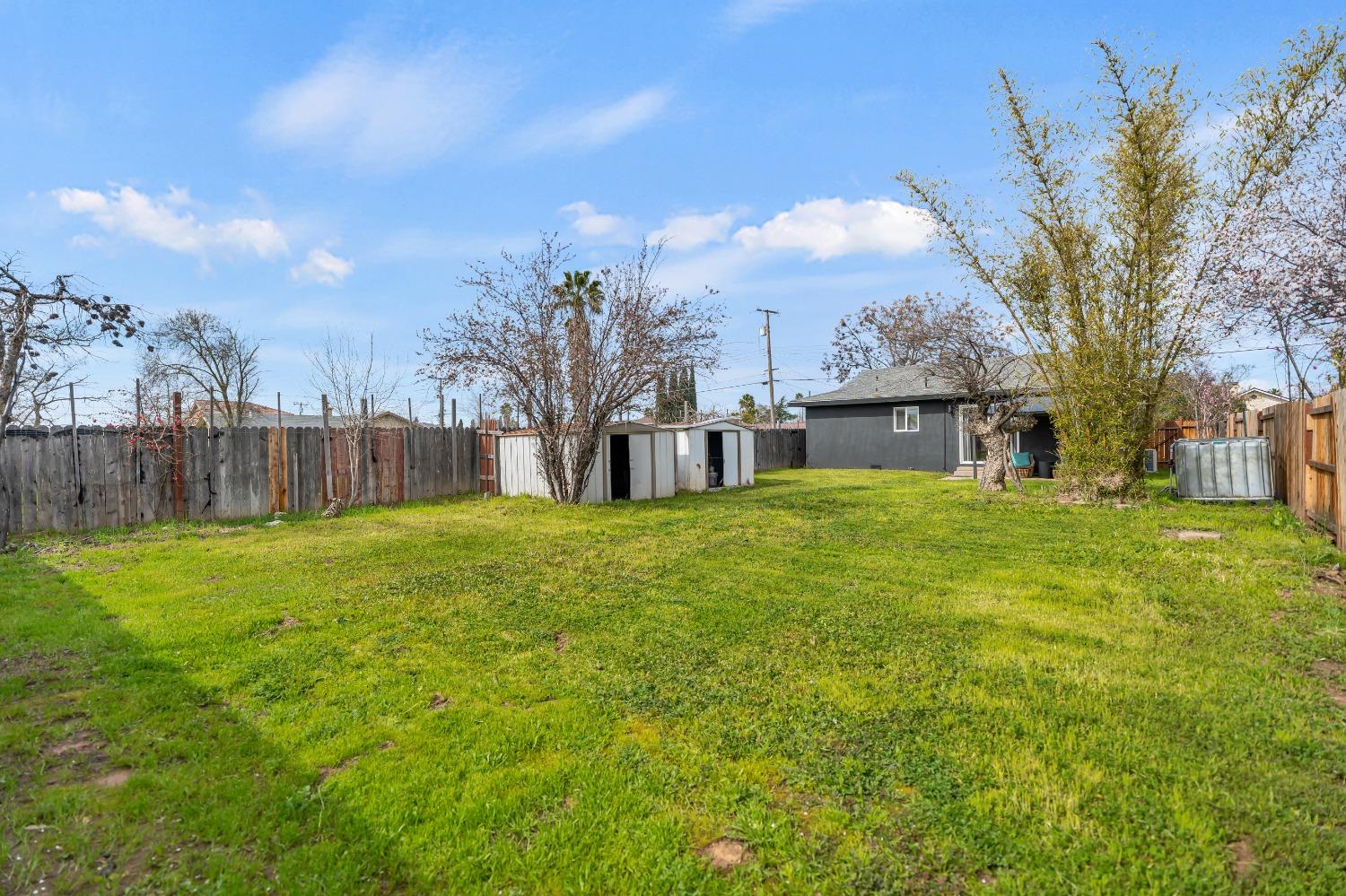South, Sacramento, California image 33