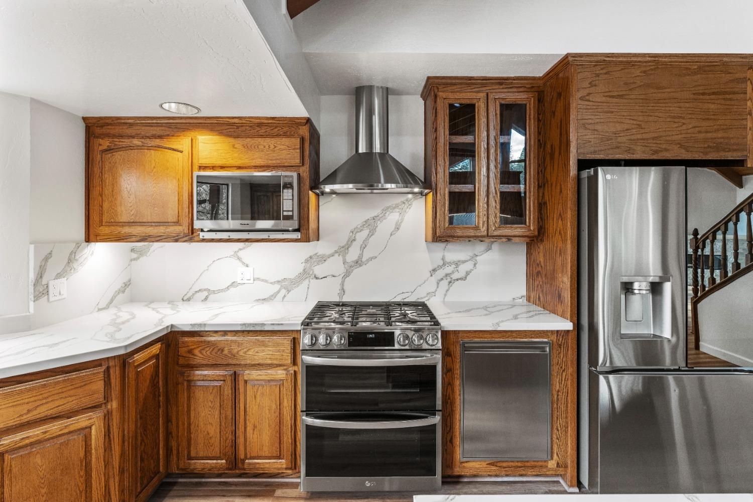 Detail Gallery Image 25 of 98 For 791 N Circle Dr, Diamond Springs,  CA 95619 - 6 Beds | 4/2 Baths