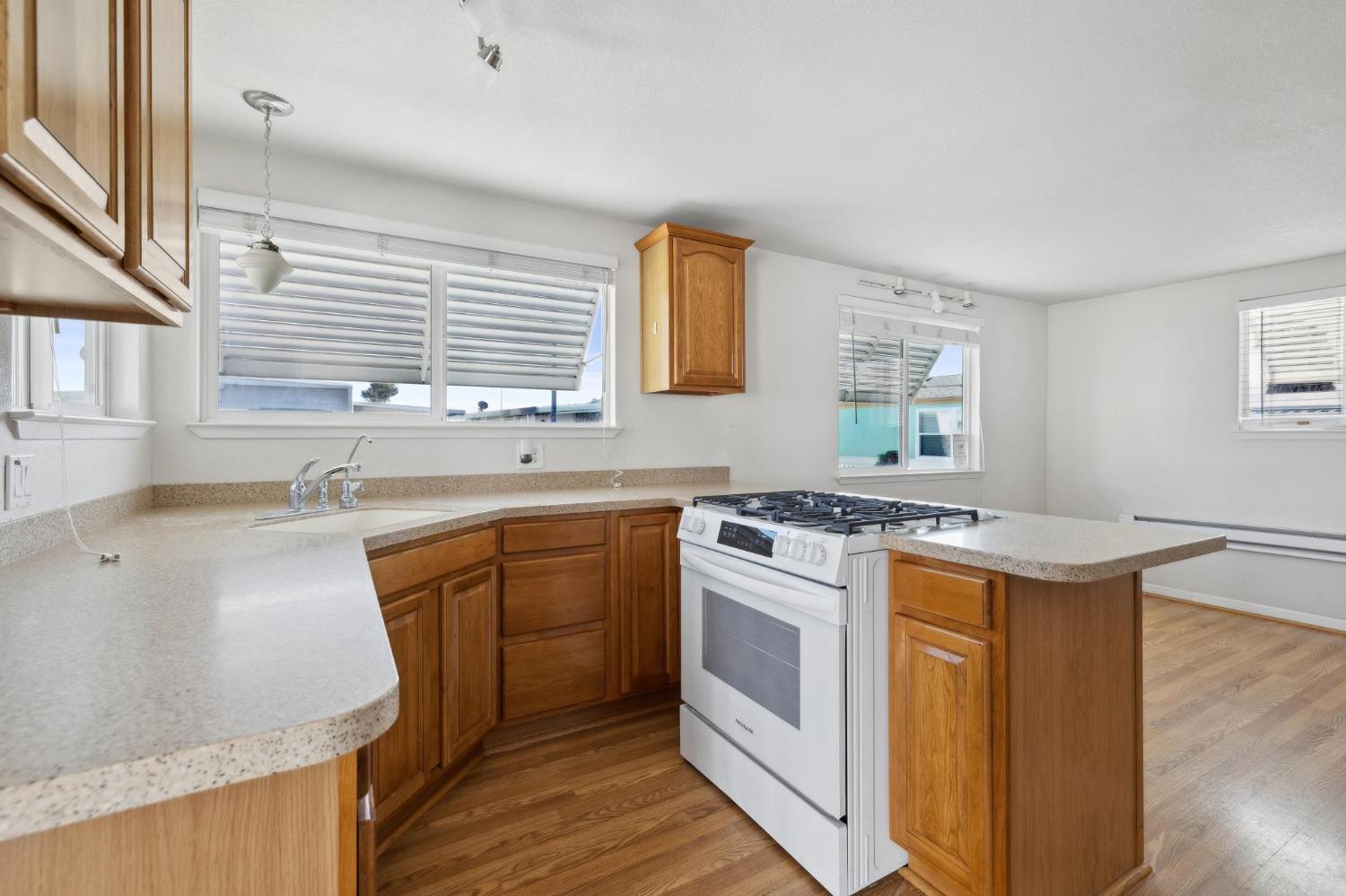 Detail Gallery Image 3 of 22 For 8282 Murray Ave 86, Gilroy,  CA 95020 - 2 Beds | 1 Baths