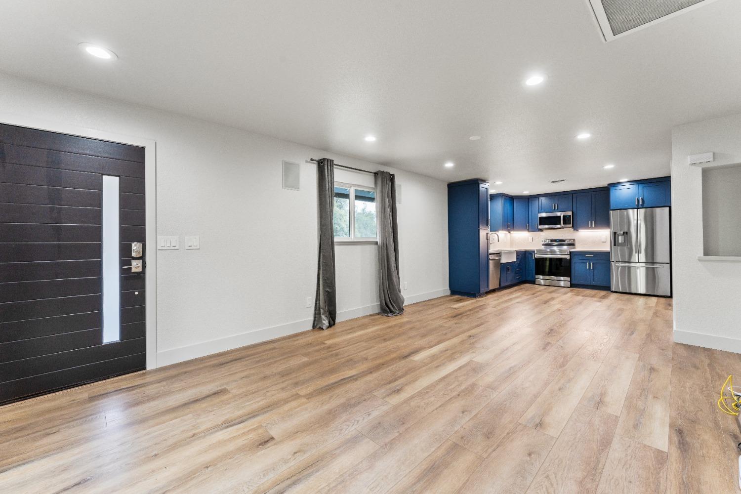 Detail Gallery Image 58 of 98 For 791 N Circle Dr, Diamond Springs,  CA 95619 - 6 Beds | 4/2 Baths